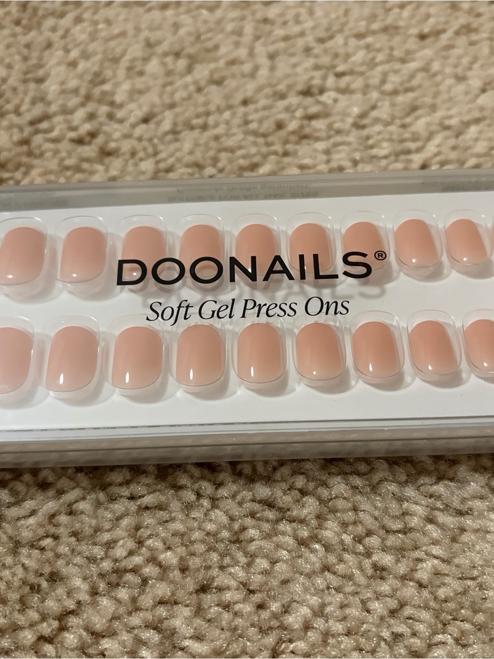 Doonails Soft Gel Press Ons in Classic French